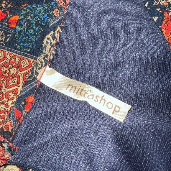 Mittoshop, M, scoop neck cold shoulder, bell long sleev, patchwork design, mini, - Picture 9 of 11